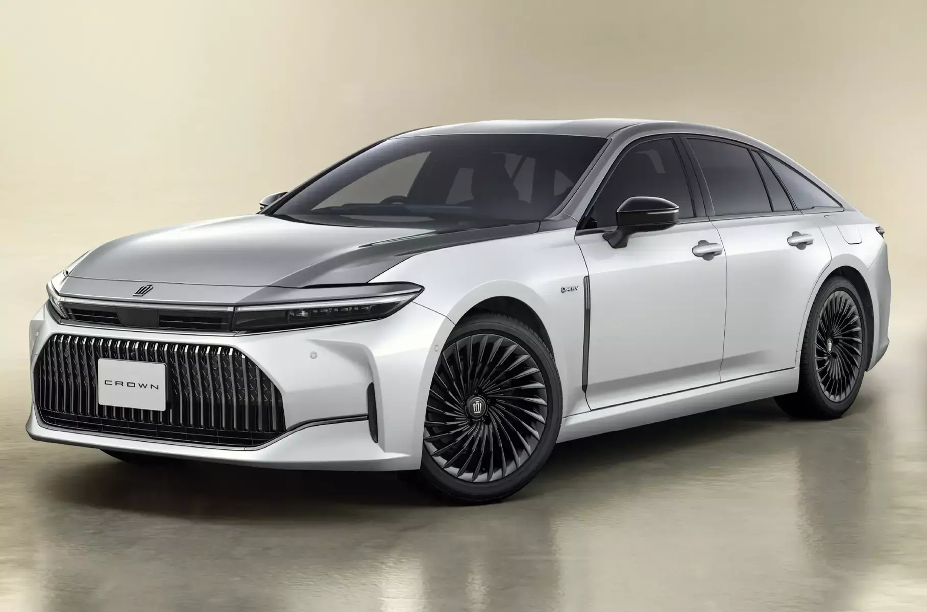 Toyota patented car names Crown Signia and Verso in Russia