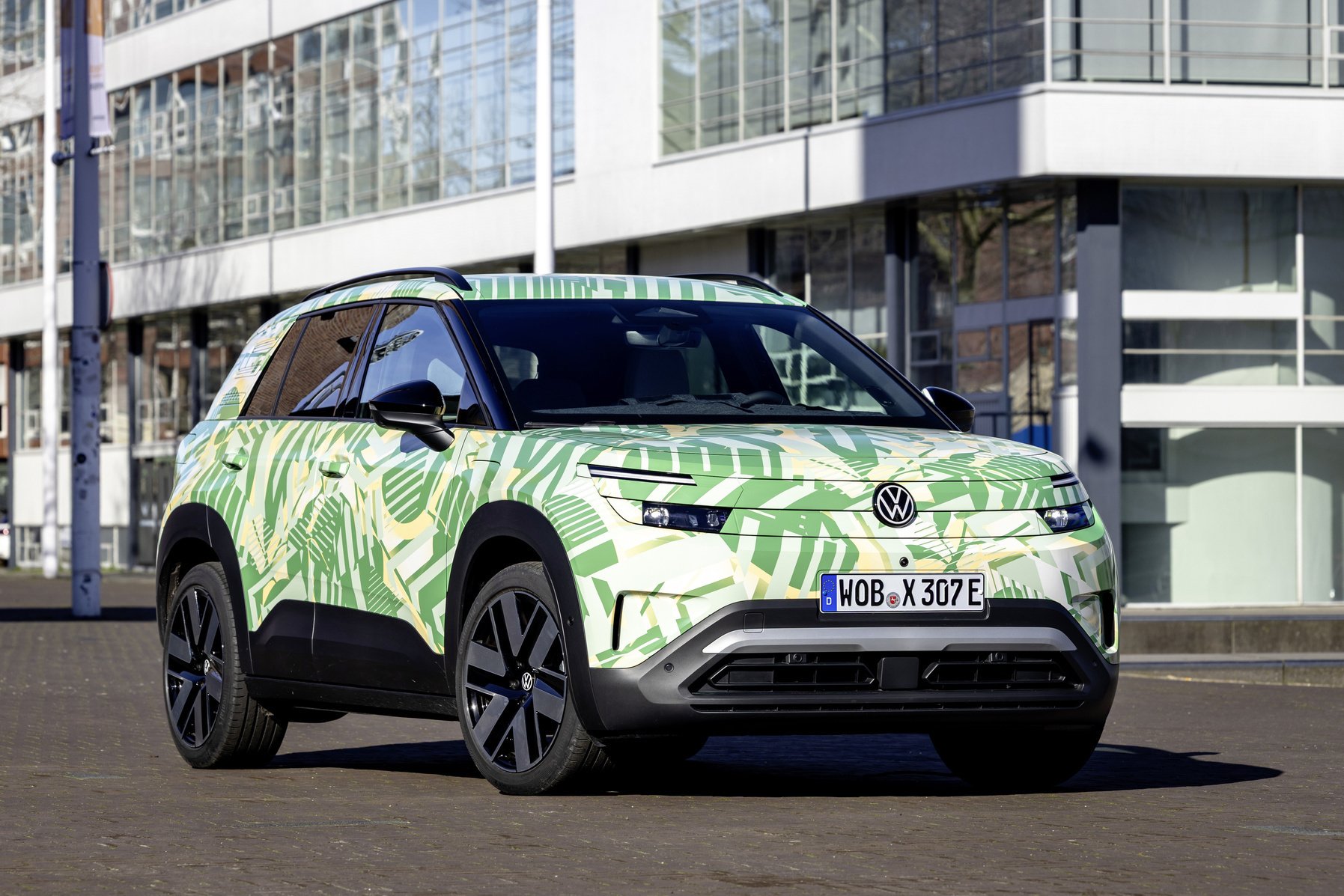 Volkswagen has revealed the characteristics of the budget crossover ID. Cross