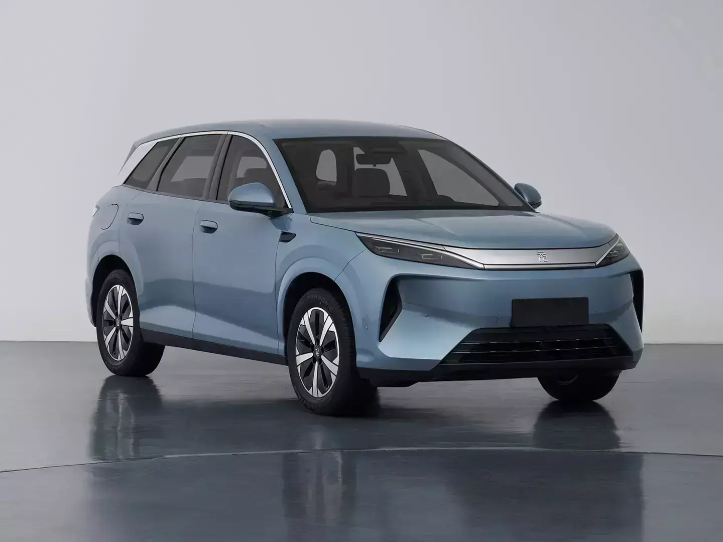 Auto expert Tselikov: the average price of Chinese cars on the Russian market has increased by 30%