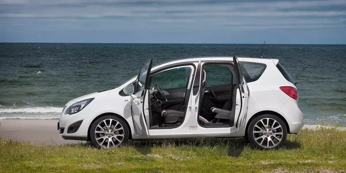 Auto expert Zinoviev criticized the Opel Meriva for its voracious and problematic engines