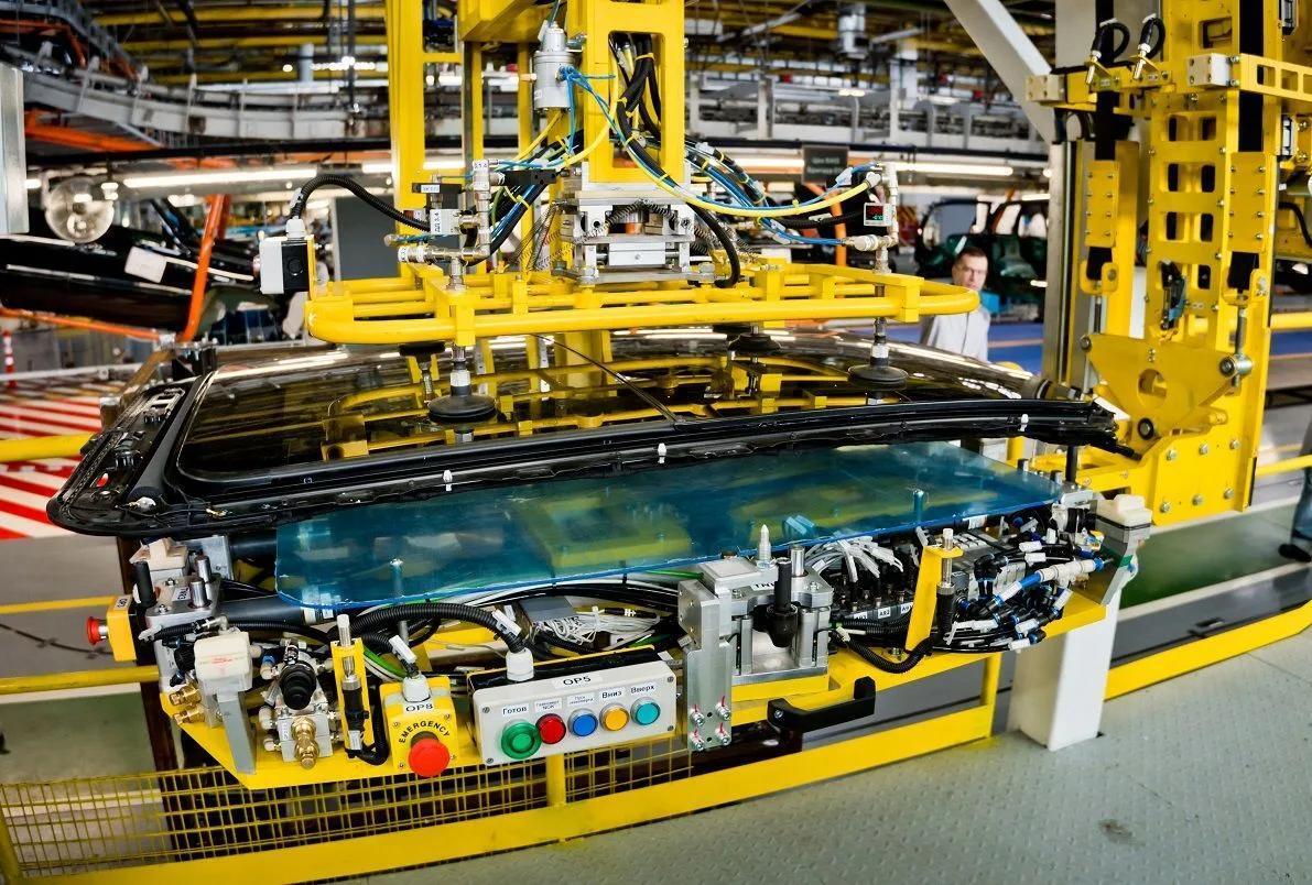 AvtoVAZ installed equipment for installing a unique Lada Azimut option