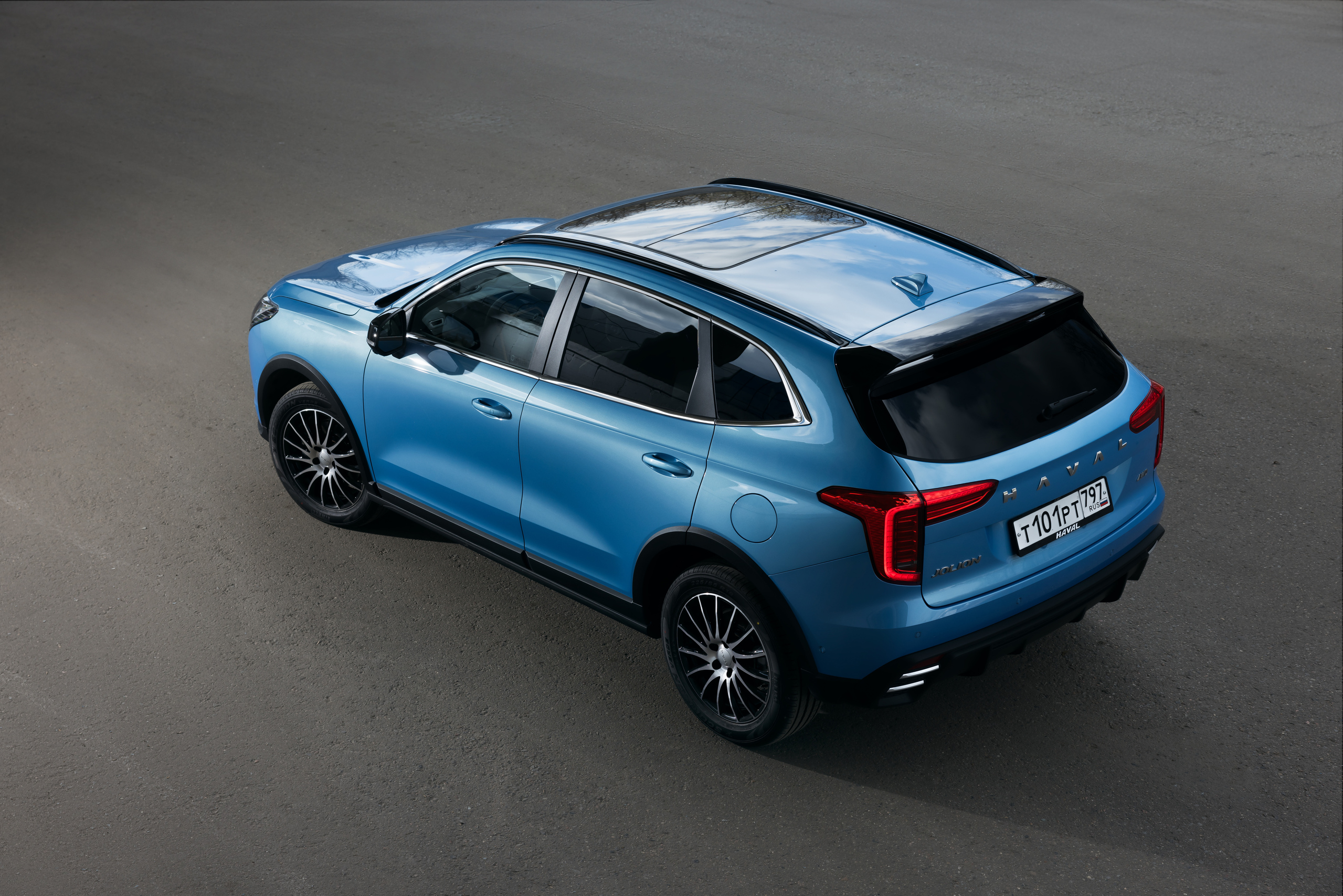 Avtostat named the most popular crossovers by Russians