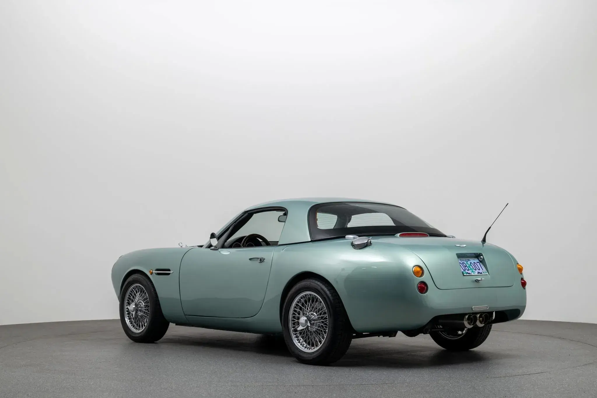 In the USA, tuners converted the Mazda MX-5 coupe into an Aston Martin