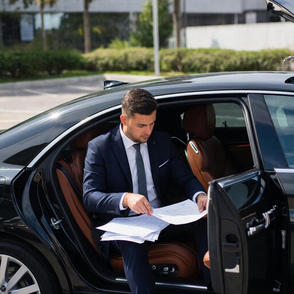 Lawyer Smirnov: if part of the body was changed in the car, this must be indicated in the contract