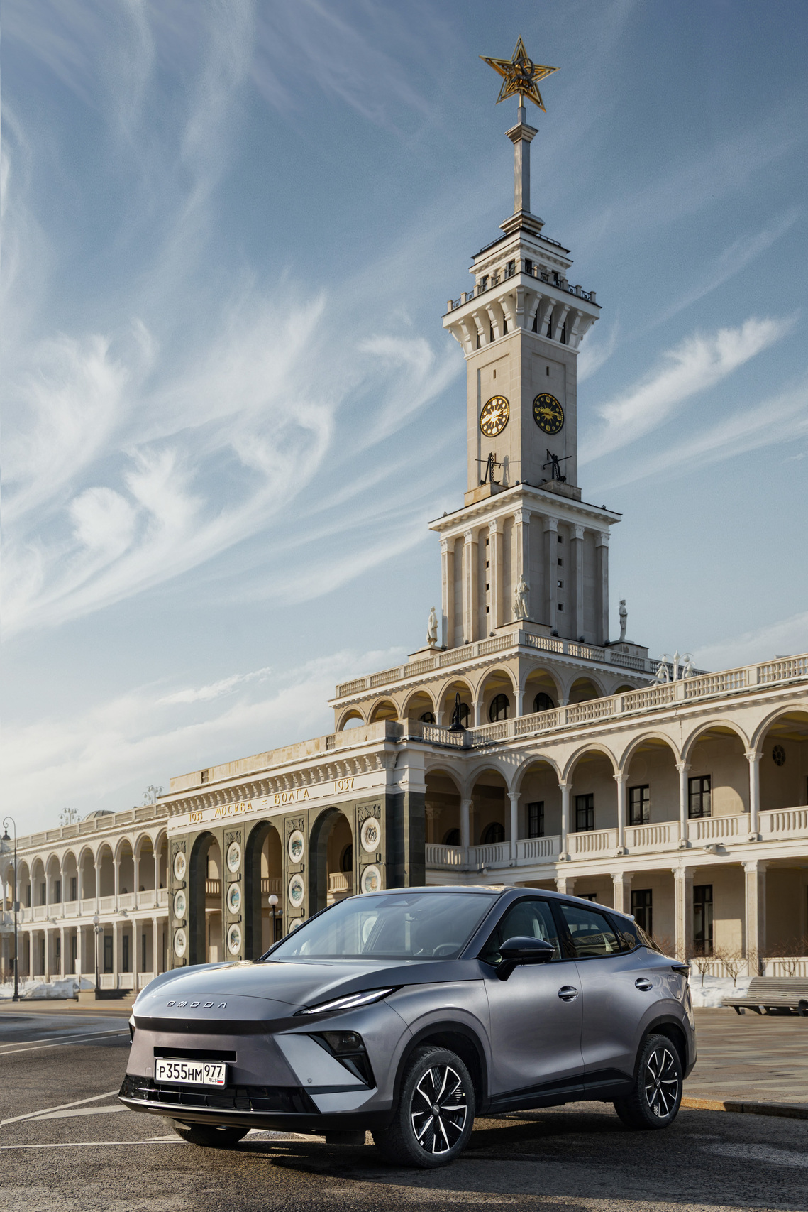 Motor named the main pros and cons of the new Omoda C5 crossover