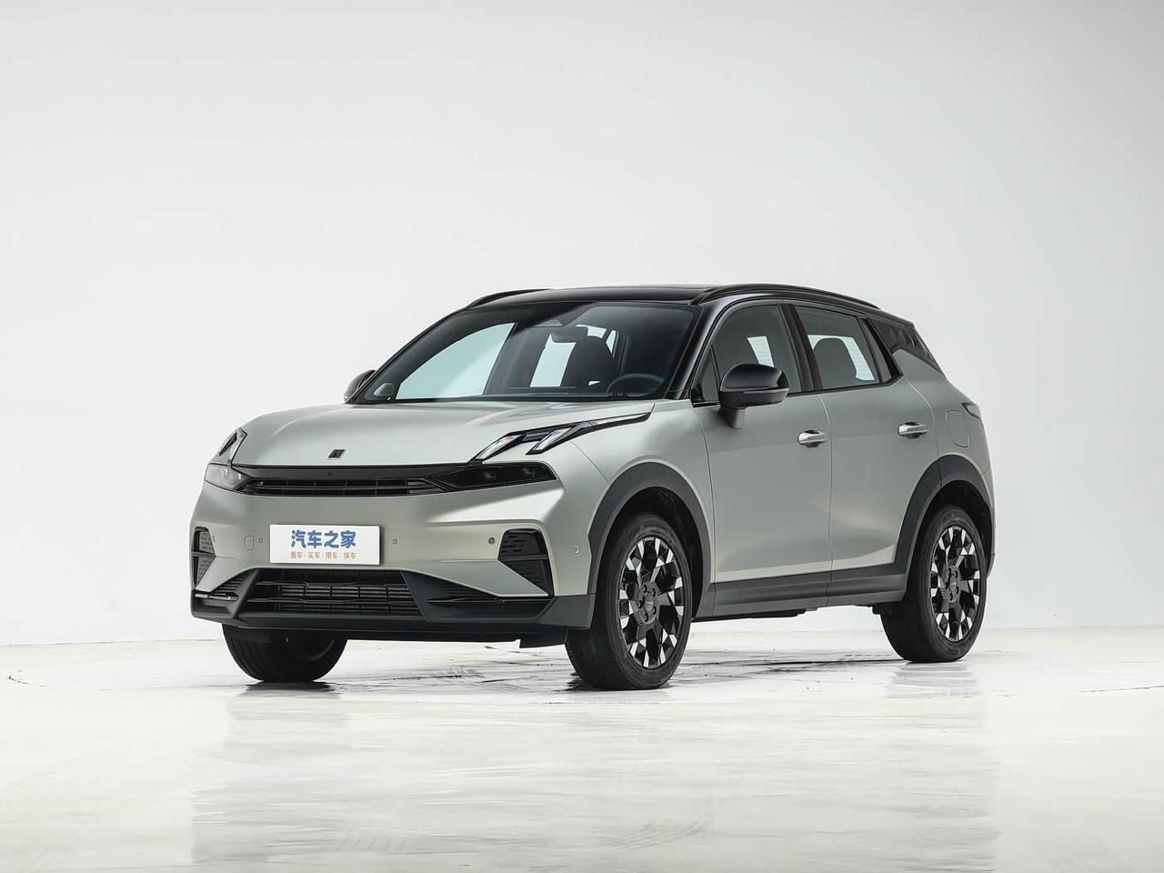 Russian sellers began importing Lynk & Co 06 crossovers