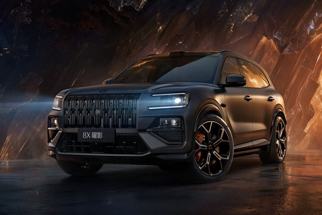 Russian sellers have started accepting orders for the small Zeekr 8X