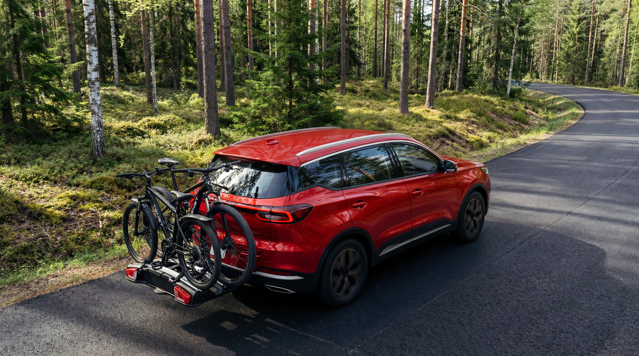 Sales of the Tenet T4L crossover start in Russia