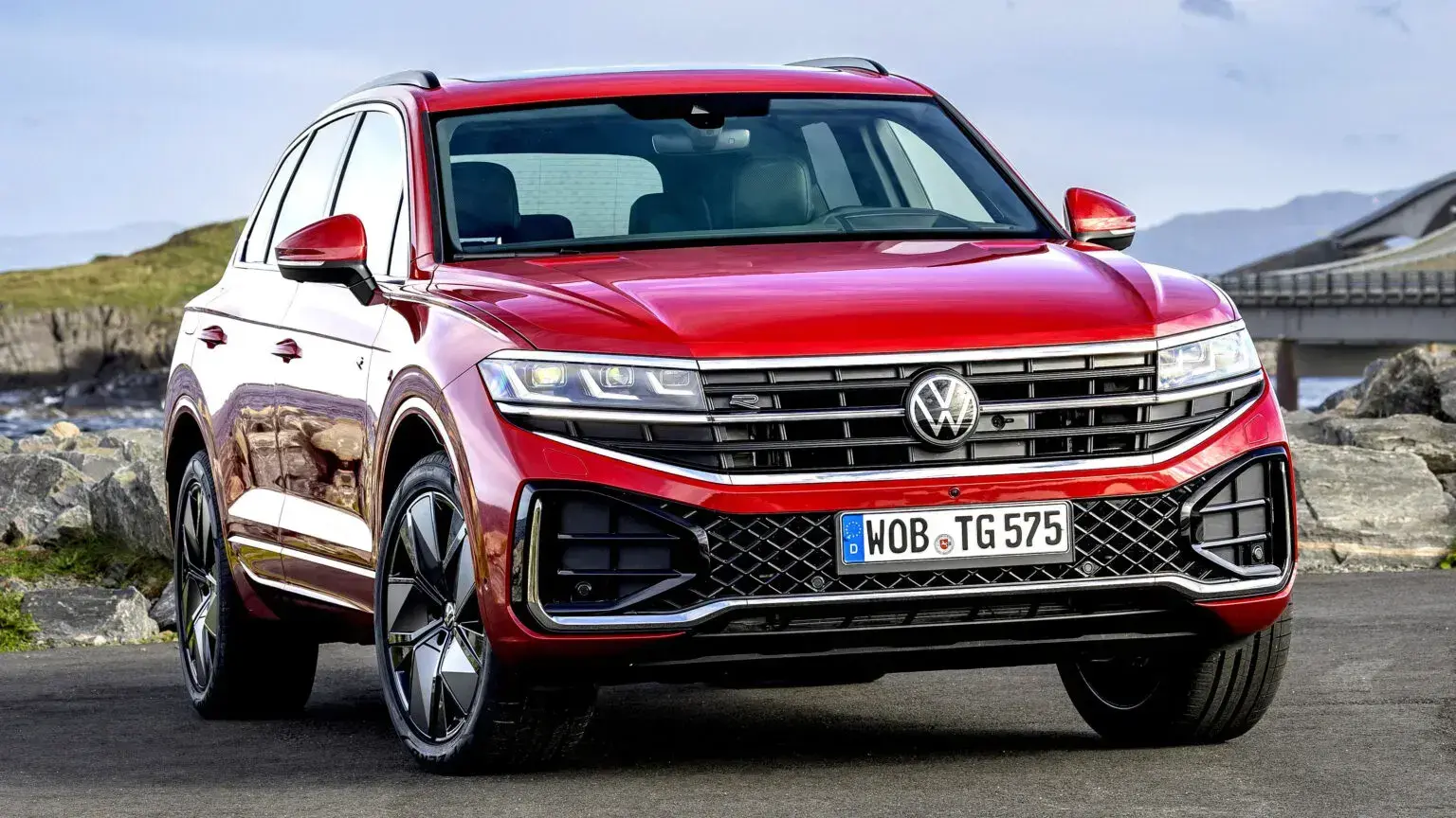 Volkswagen will resurrect the Touareg crossover, discontinued in 2025