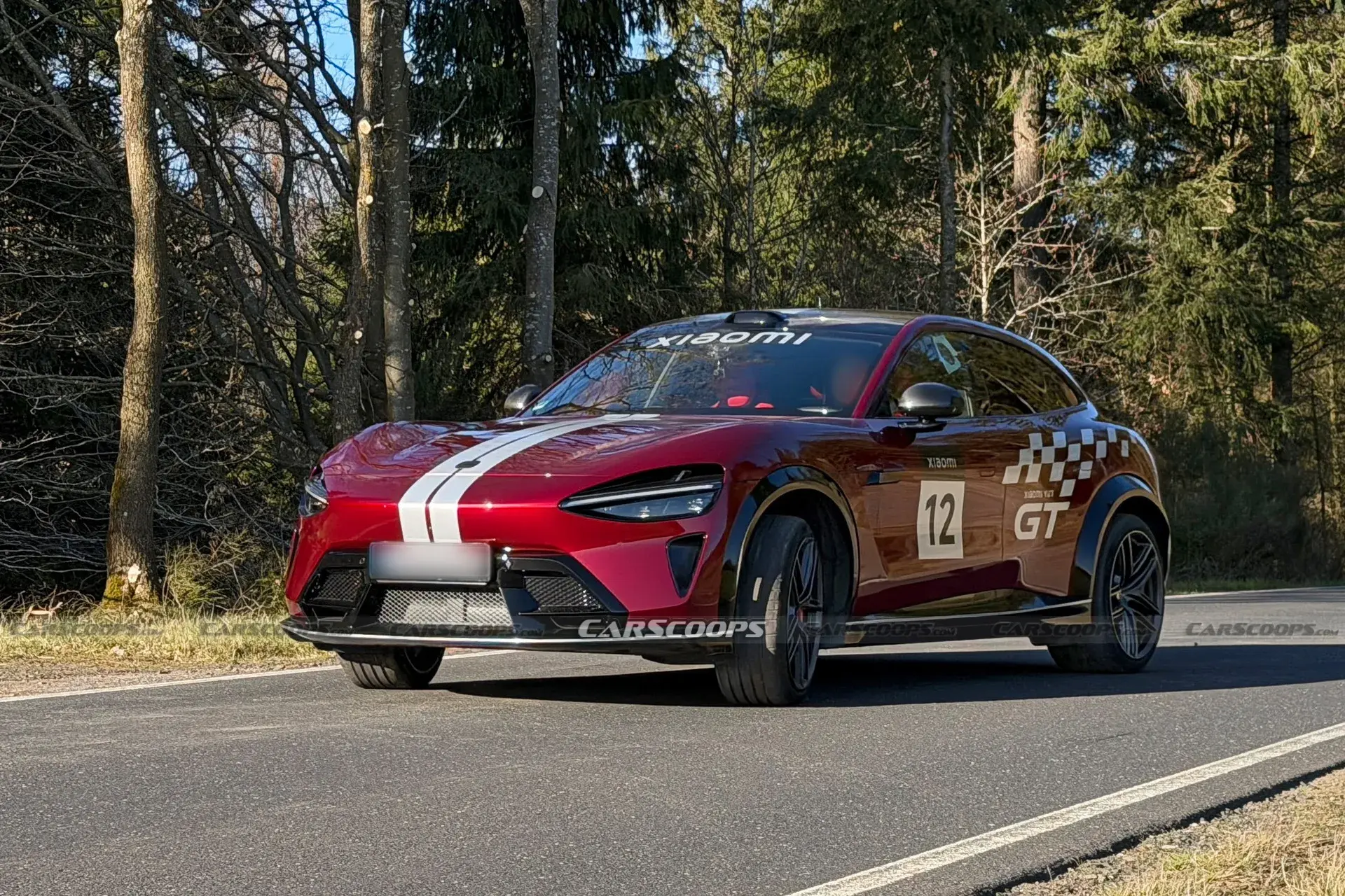 Xiaomi showed a 1000-horsepower SUV YU7 GT