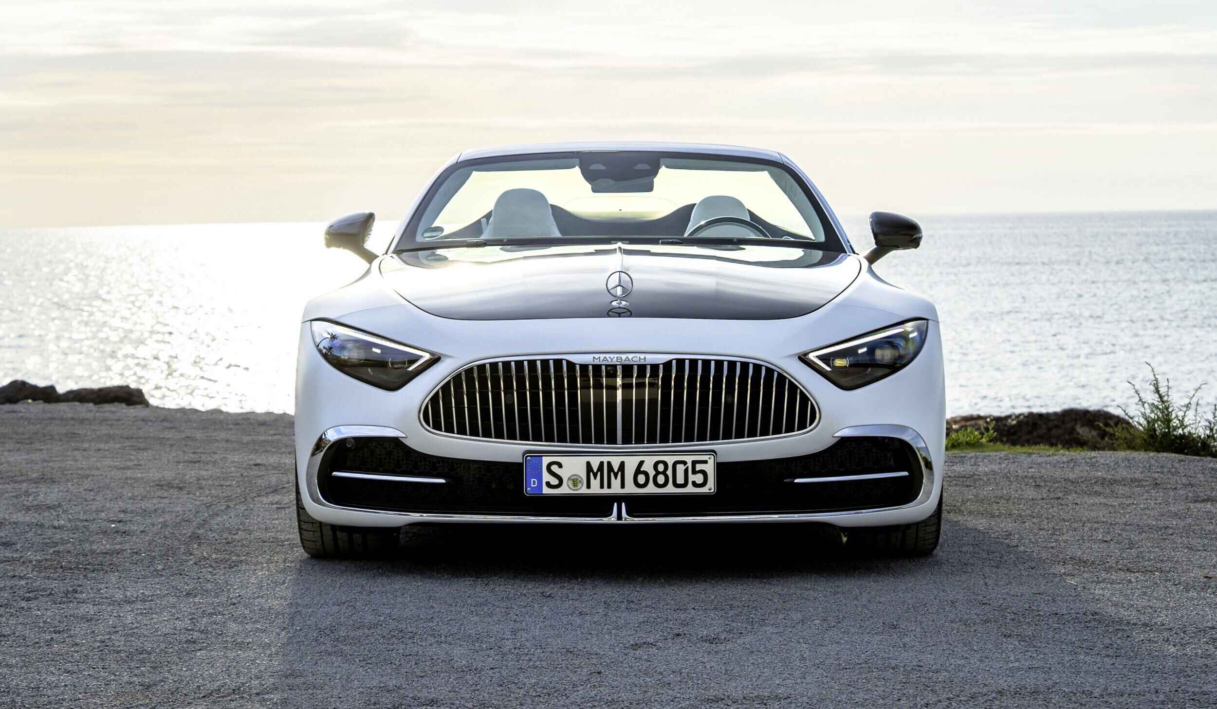 A new Mercedes-Maybach SL worth 35 million rubles is being sold in Moscow