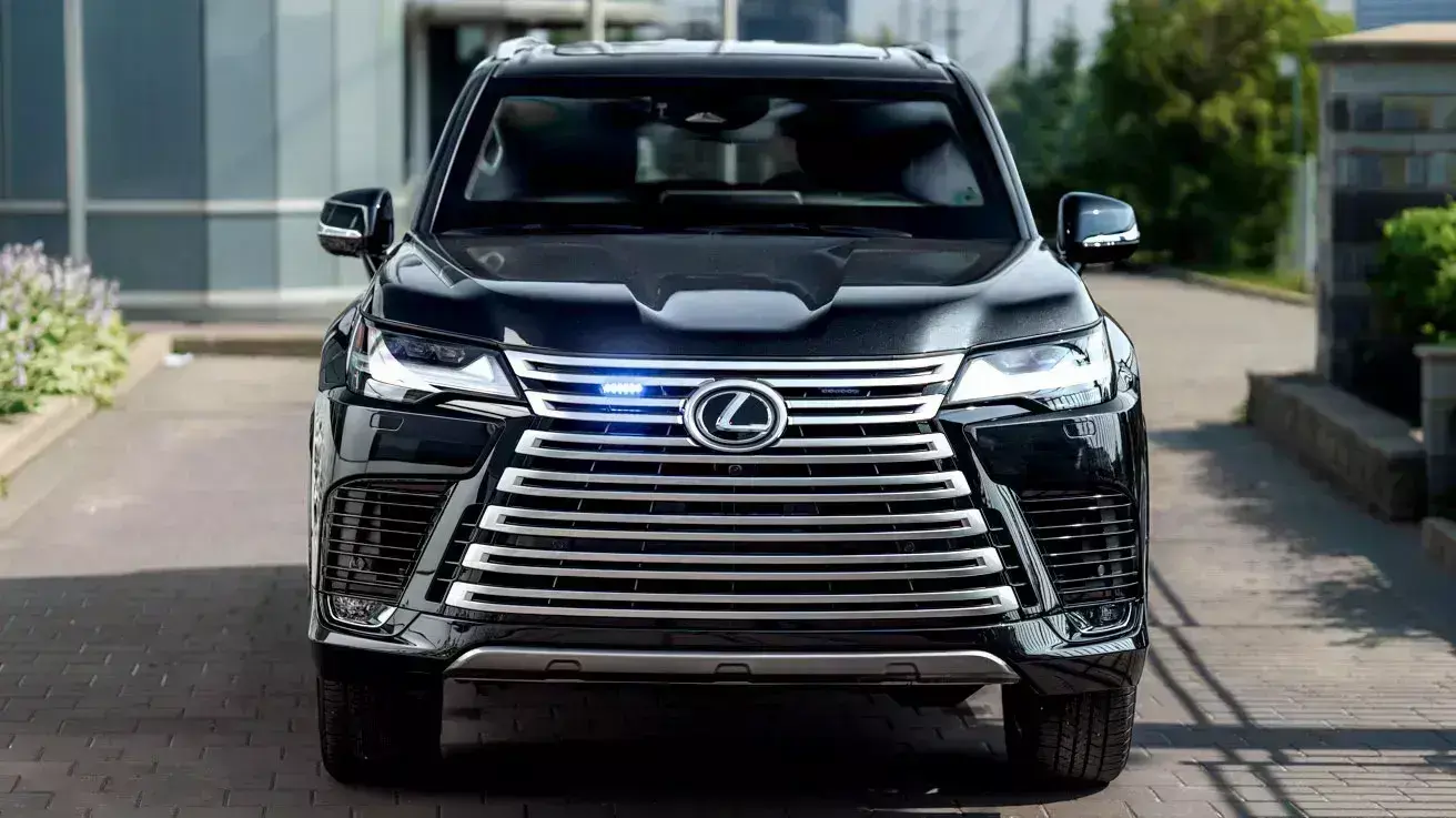 Auto expert Tselikov: sales of new Lexus cars increased by 90%
