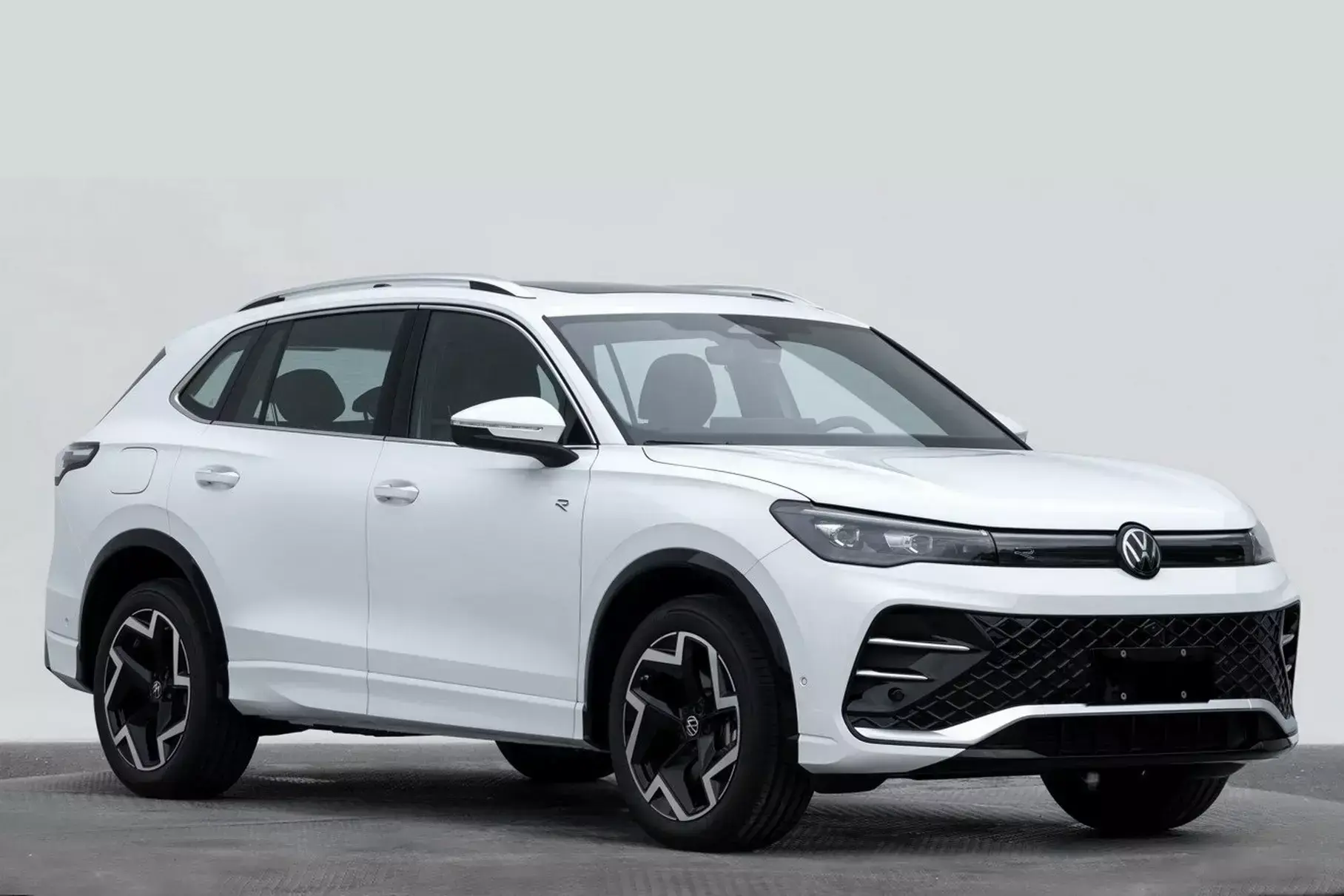 Auto expert Vinogradov listed the features of the Volkswagen Tiguan from China