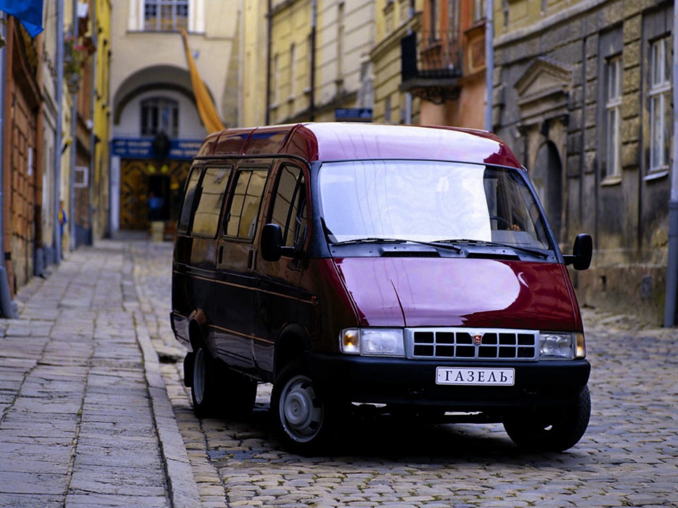 GAZ celebrates the 30th anniversary of minibuses "Gazelle"