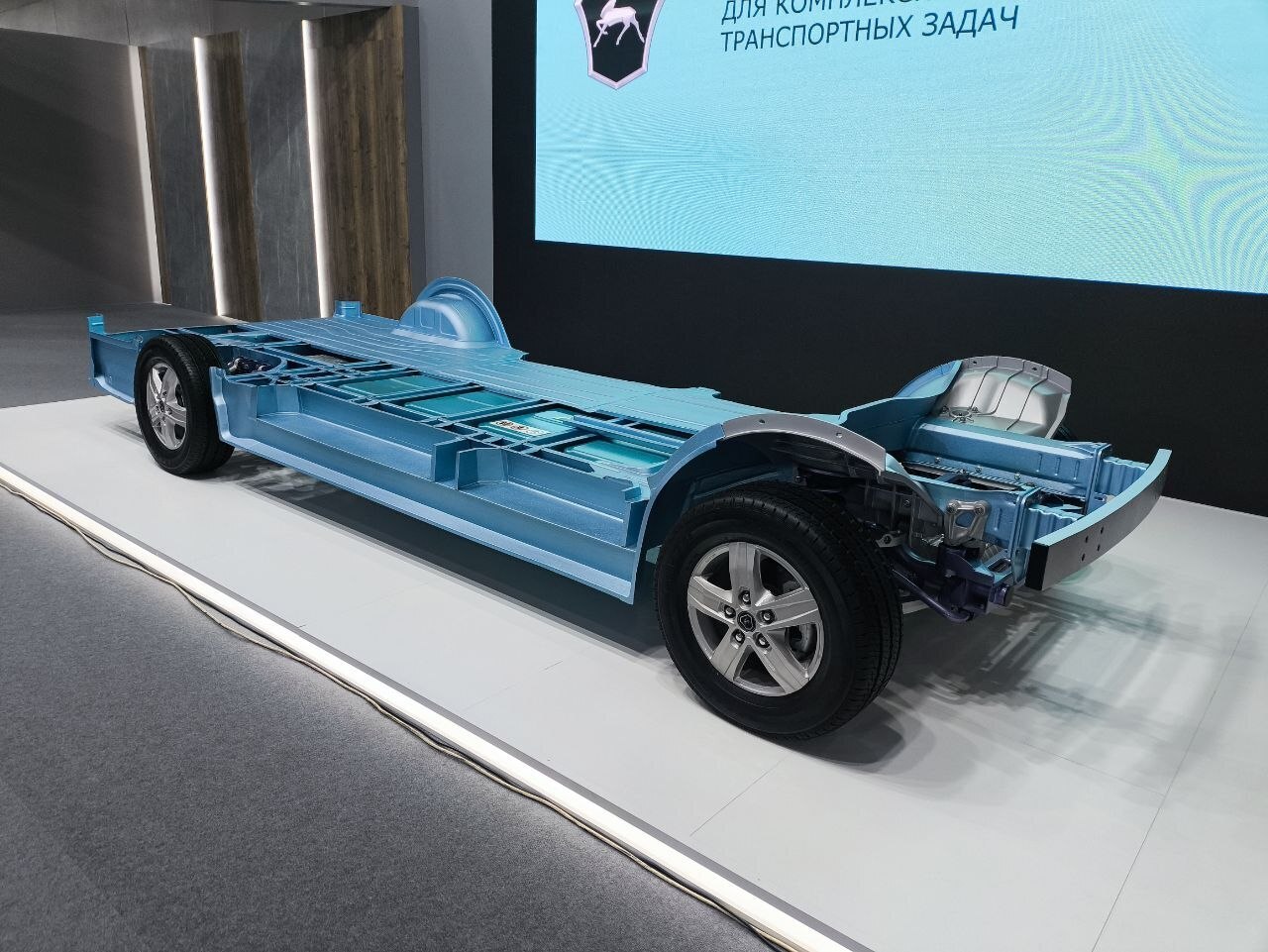 GAZ has created a frameless platform with a steering rear axle for minibuses
