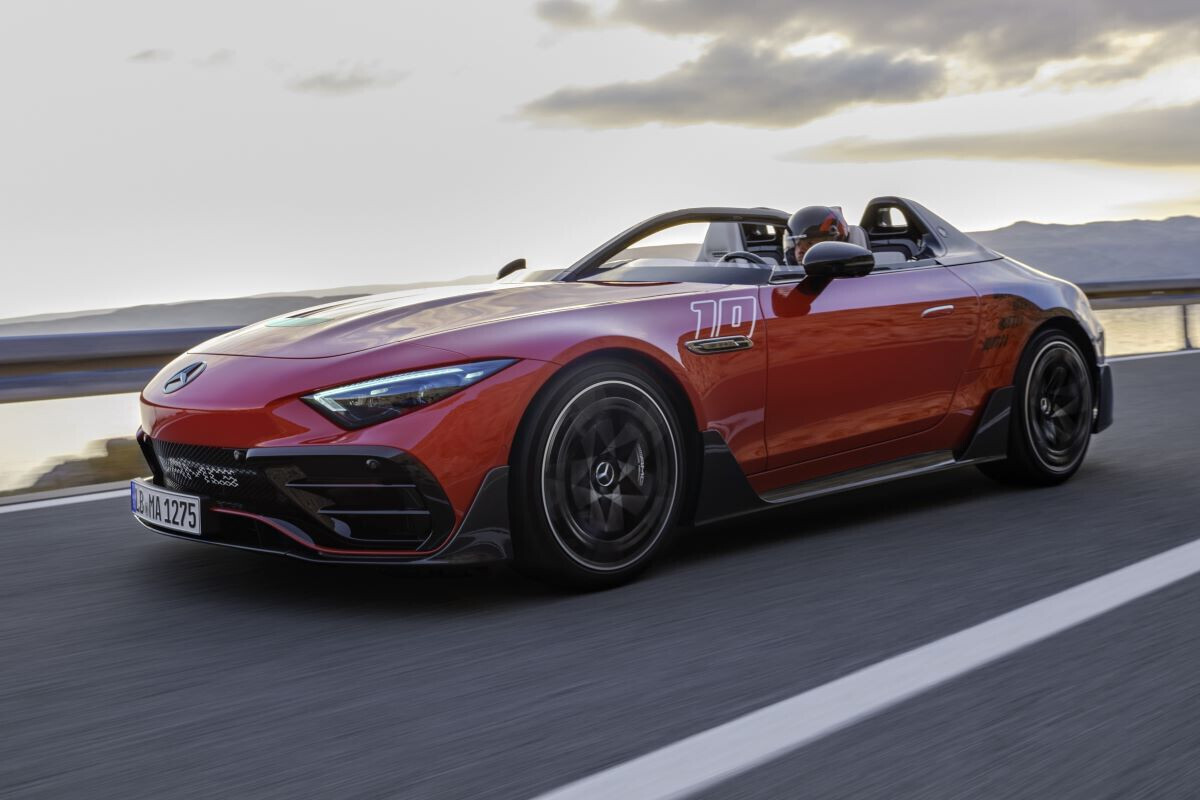 Russians can buy a Mercedes-AMG spider for 107 million rubles