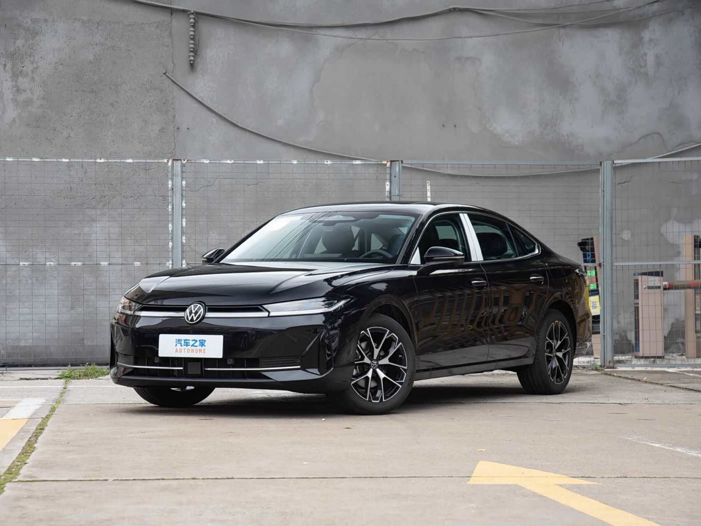 Volkswagen has prepared a Passat with a range of more than 1,400 km
