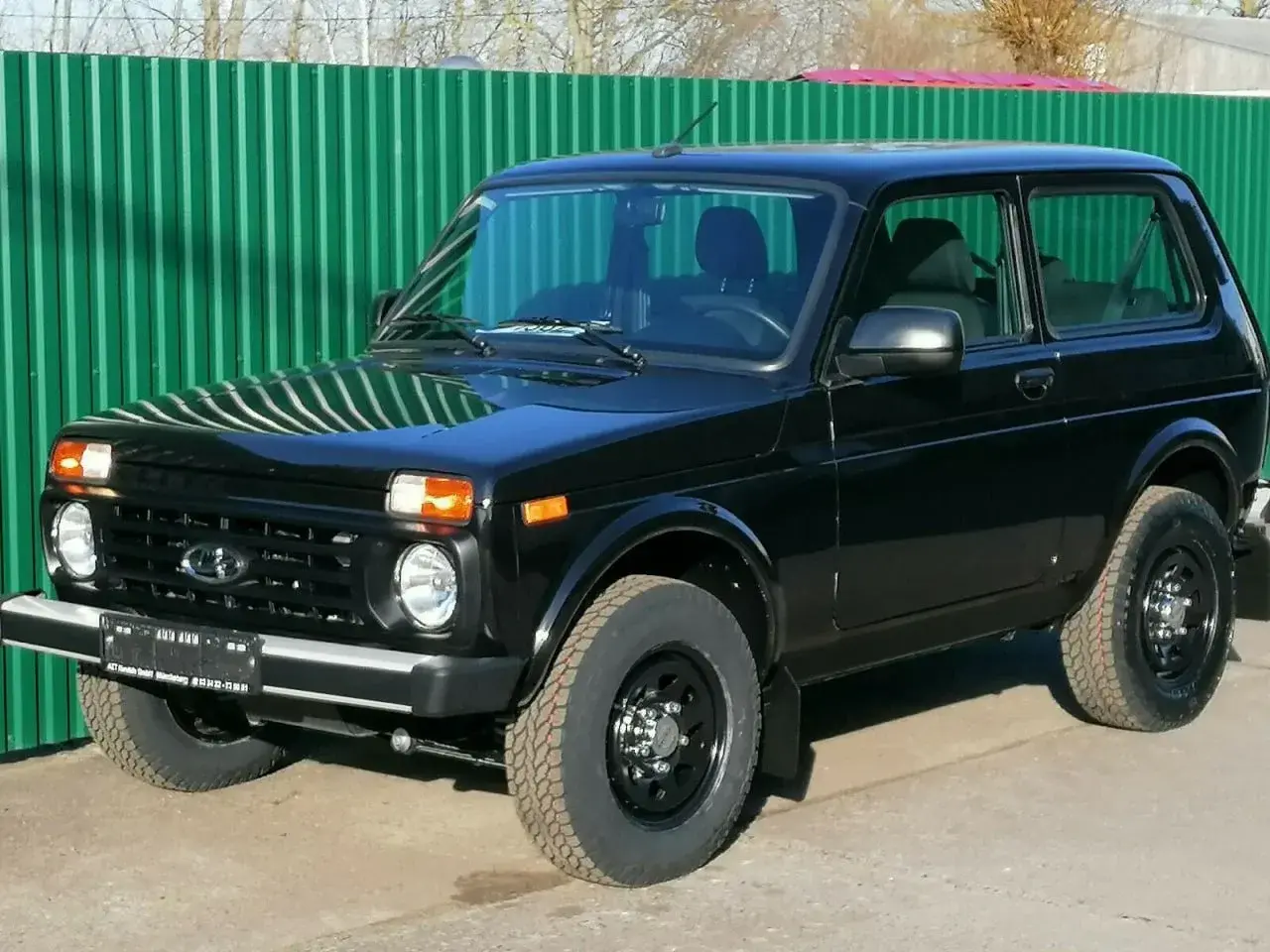 Gas-engine Lada Niva Legend began to be sold in Germany