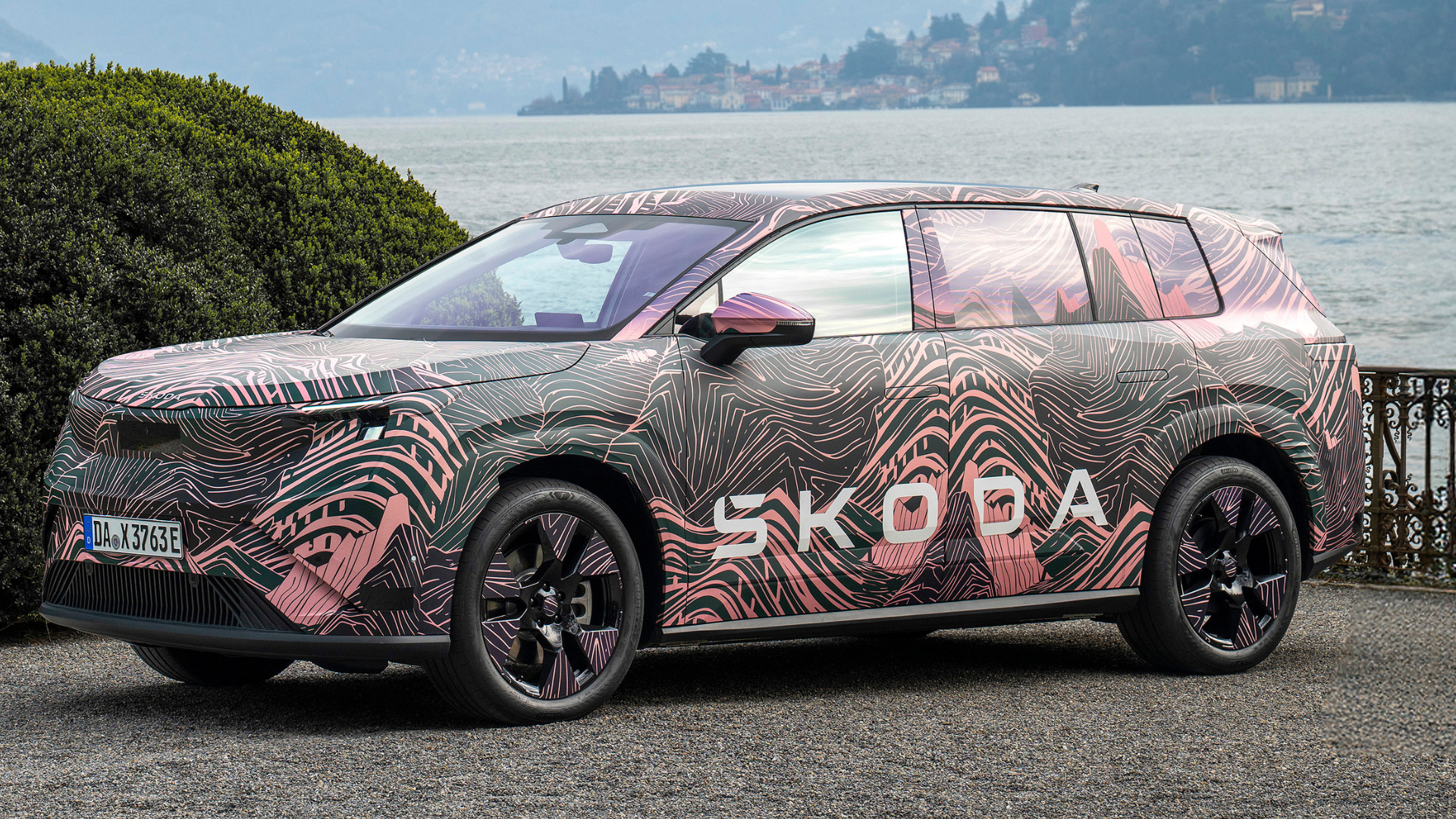 Skoda has unveiled the new Kodiaq-sized Peaq crossover