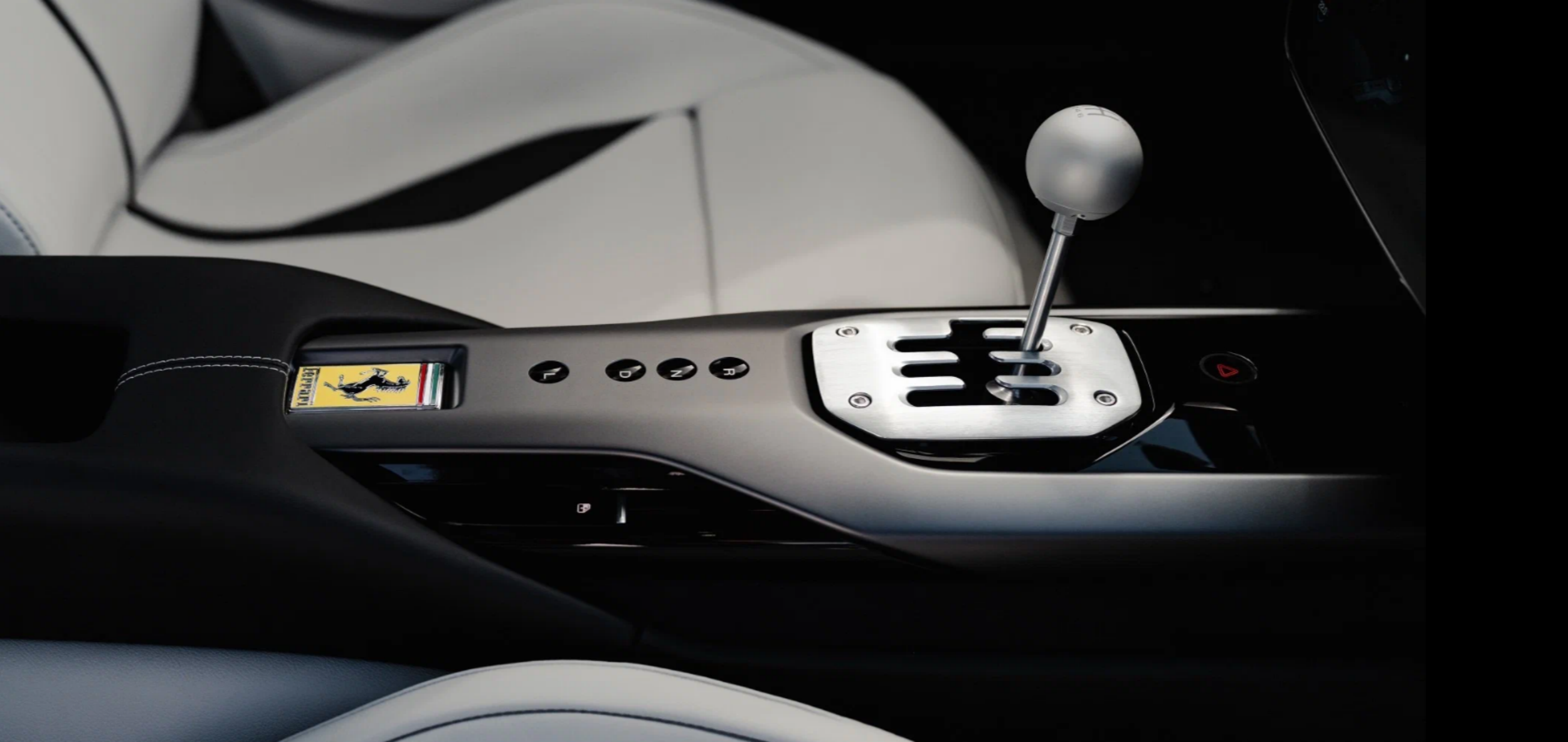 Ferrari equipped the 12Cilindri with a pseudo-manual gearbox