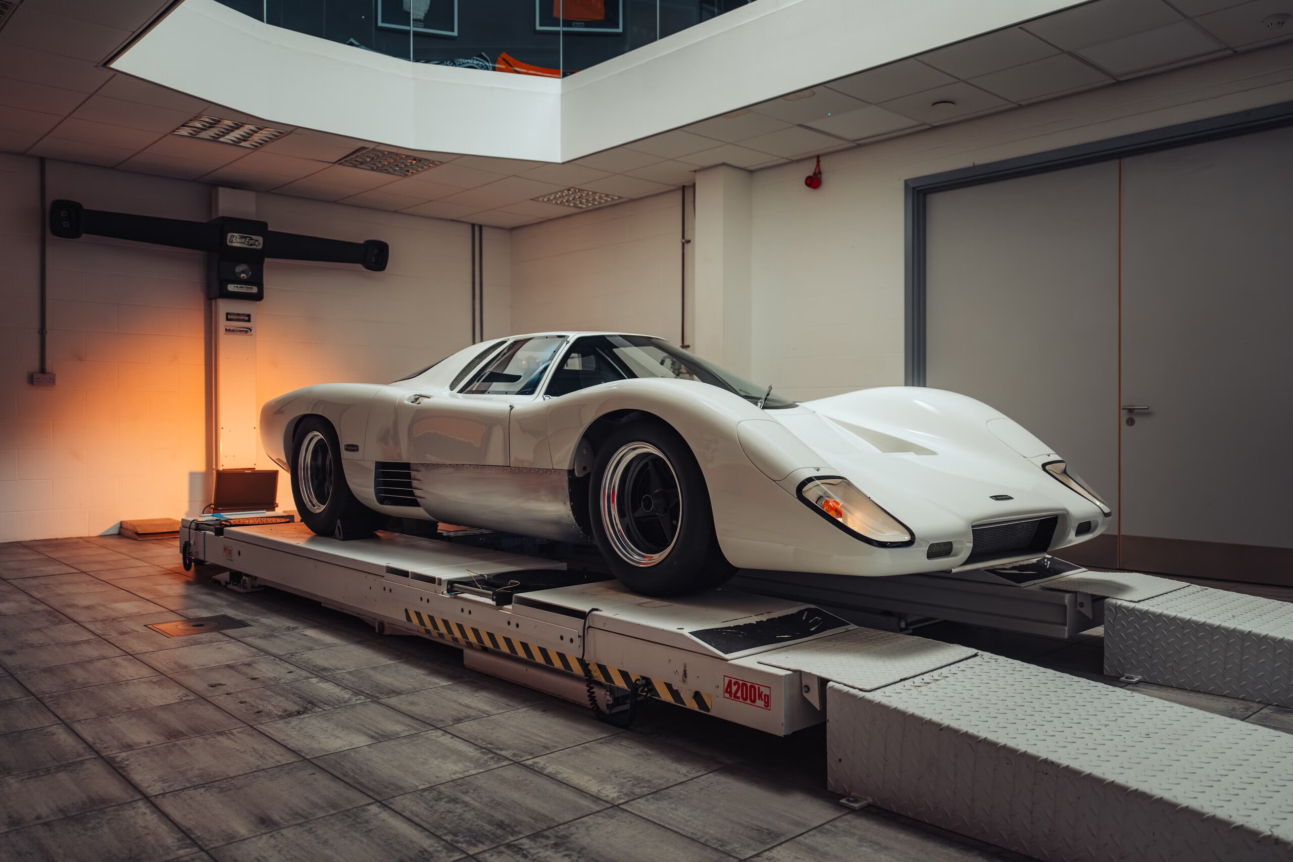 McLaren built a replica of the M6GT supercar driven by Bruce McLaren