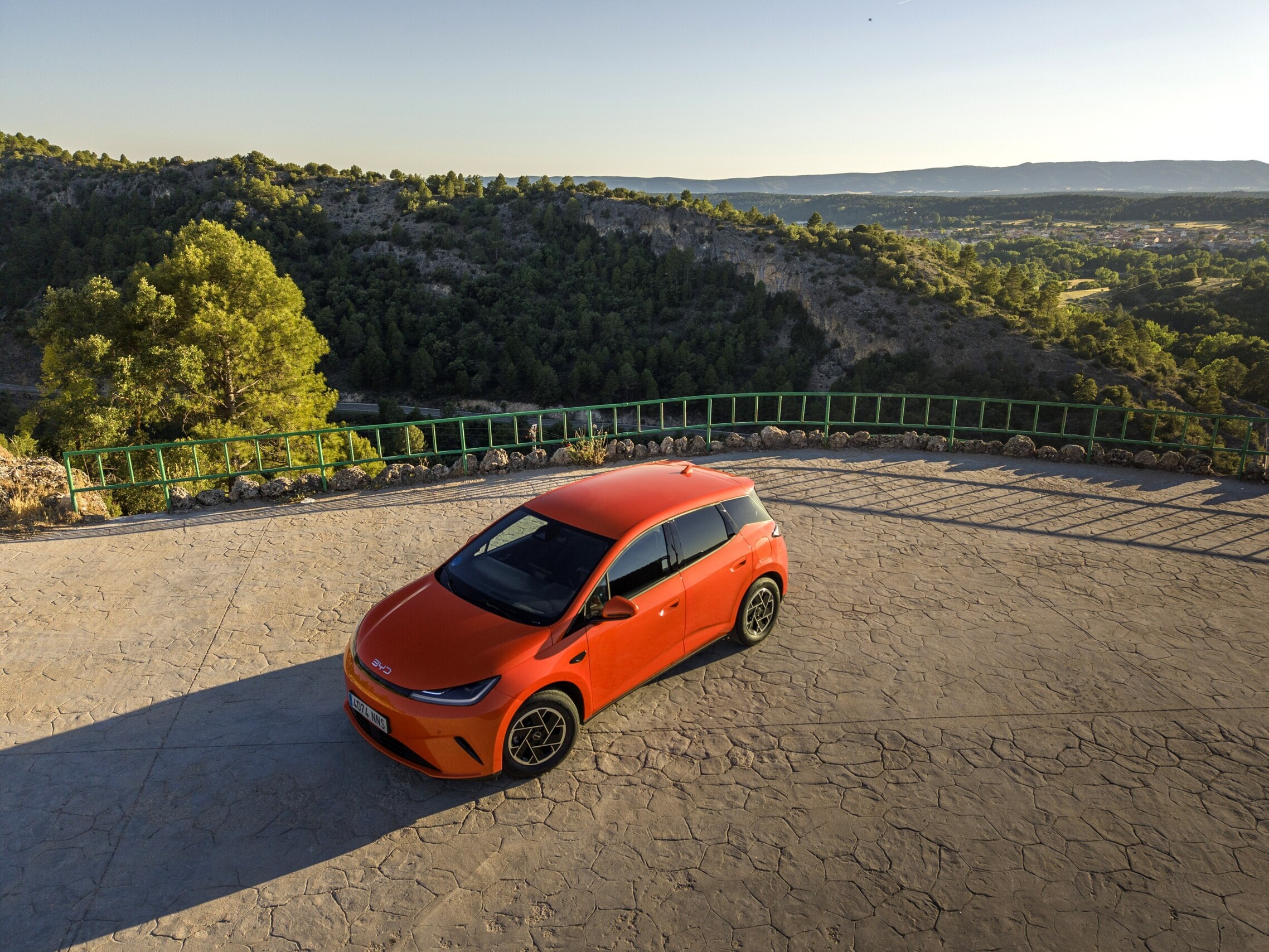 Reuters: automakers are replacing copper electrical wiring with cheap aluminum