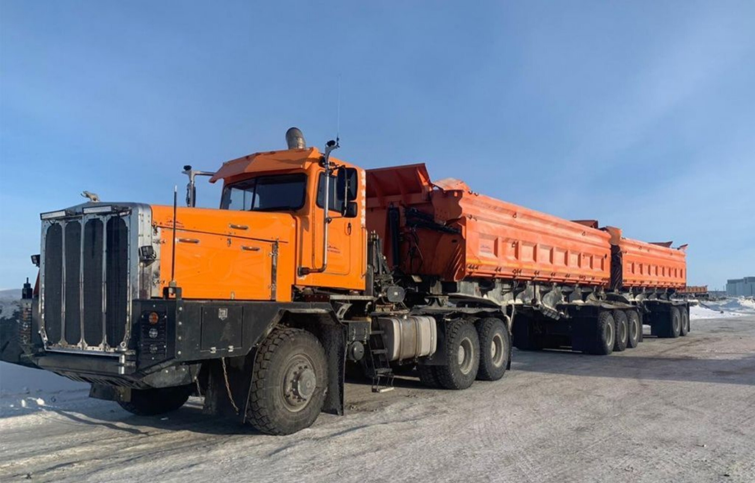 The 200-ton Tonar road train, created for the Alrosa company, went on sale